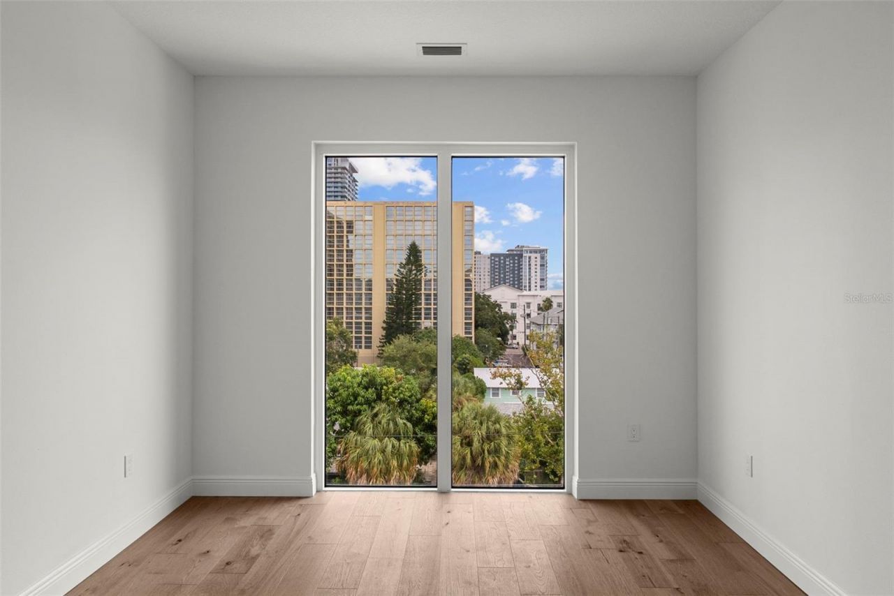600 3rd Avenue S, Unit 406, Saint Petersburg, FL 33701 Photo