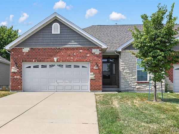 232 Pierce View Circle , Wentzville, MO 63385