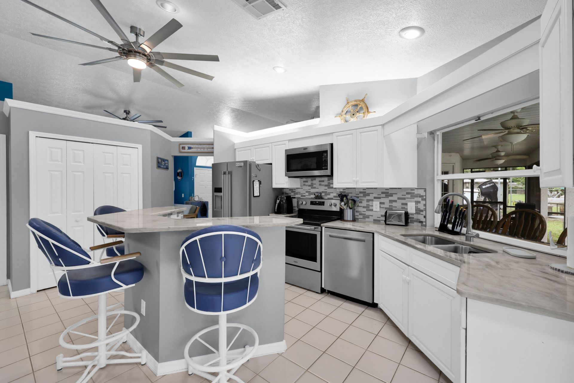 202 SE Grove Avenue, Port Saint Lucie, FL 34983 Photo