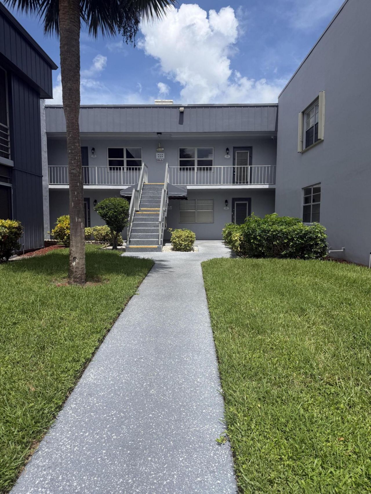 17 Burgundy A, Delray Beach, FL 33484 Photo