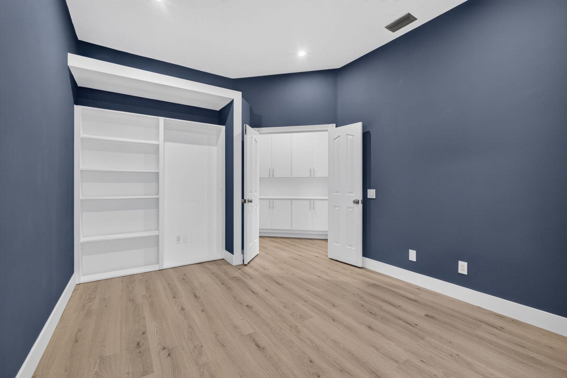 1205 Gator Trail, West Palm Beach, FL 33409 Photo