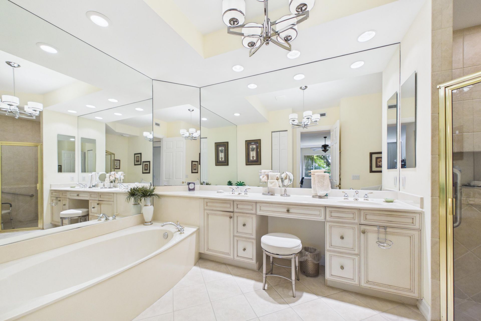 101 Palm Bay Circle, Unit B, Palm Beach Gardens, FL 33418 Photo