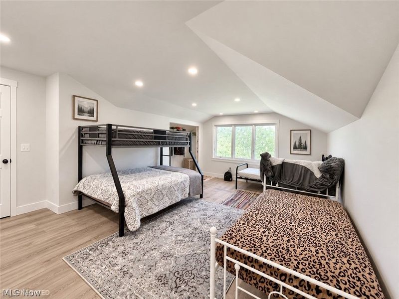 1180 N County Line Road, Madison, OH 44041 Photo 14