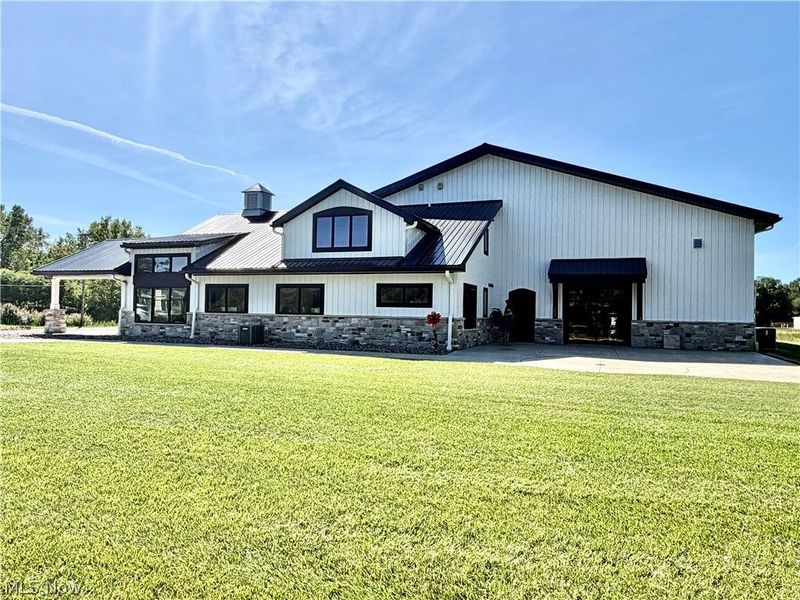 1180 N County Line Road, Madison, OH 44041 Photo 5