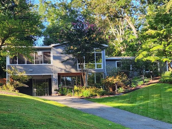 2003 BEDFORD, ALEXANDRIA, VA 22307
