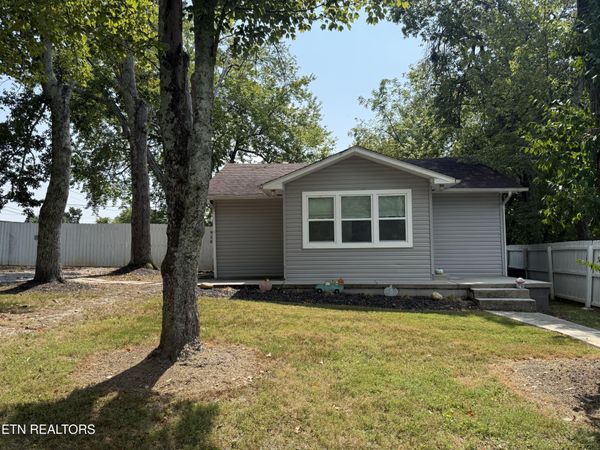 918 N Wilder Ave, Rockwood, TN 37854
