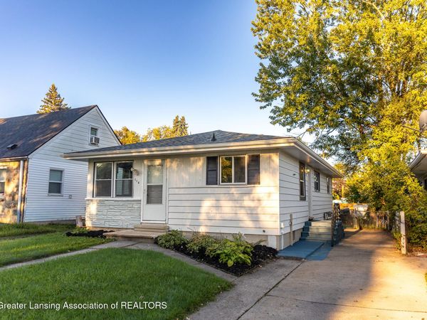 116 S Hathaway, Lansing, MI 48917