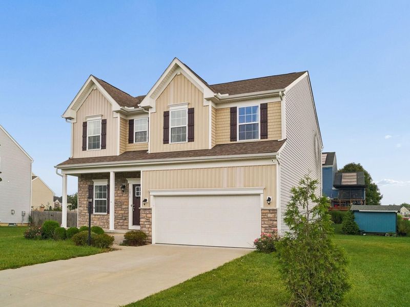 1075 Legacy Lane , Pataskala, OH 43062 Photo 3