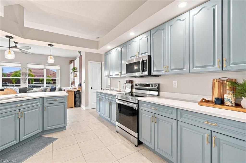 1909 SW 29th Ter, Cape Coral, FL 33914 Photo