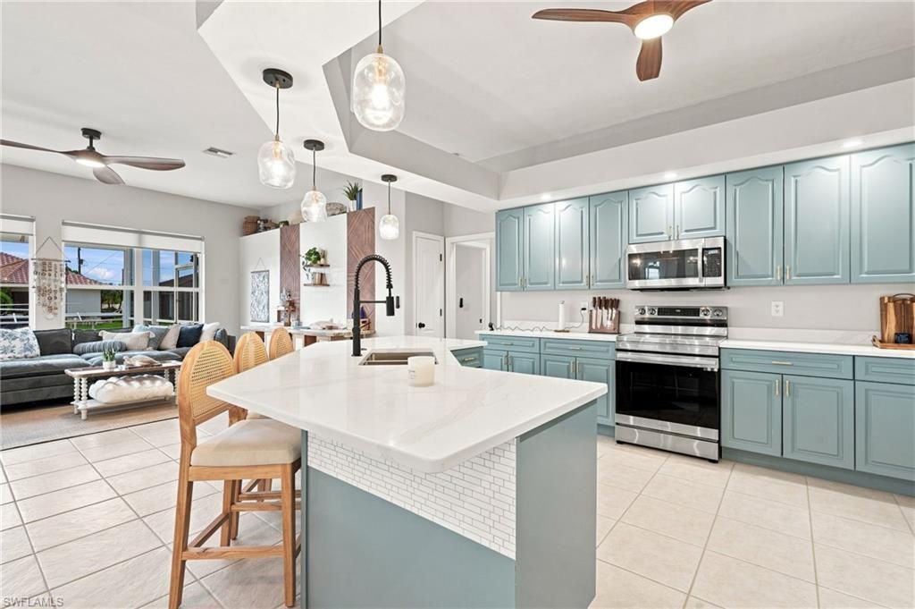 1909 SW 29th Ter, Cape Coral, FL 33914 Photo