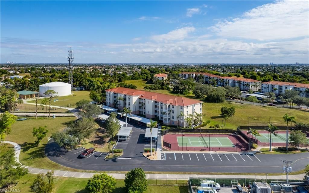 4017 Palm Tree Blvd, Unit 305, Cape Coral, FL 33904 Photo
