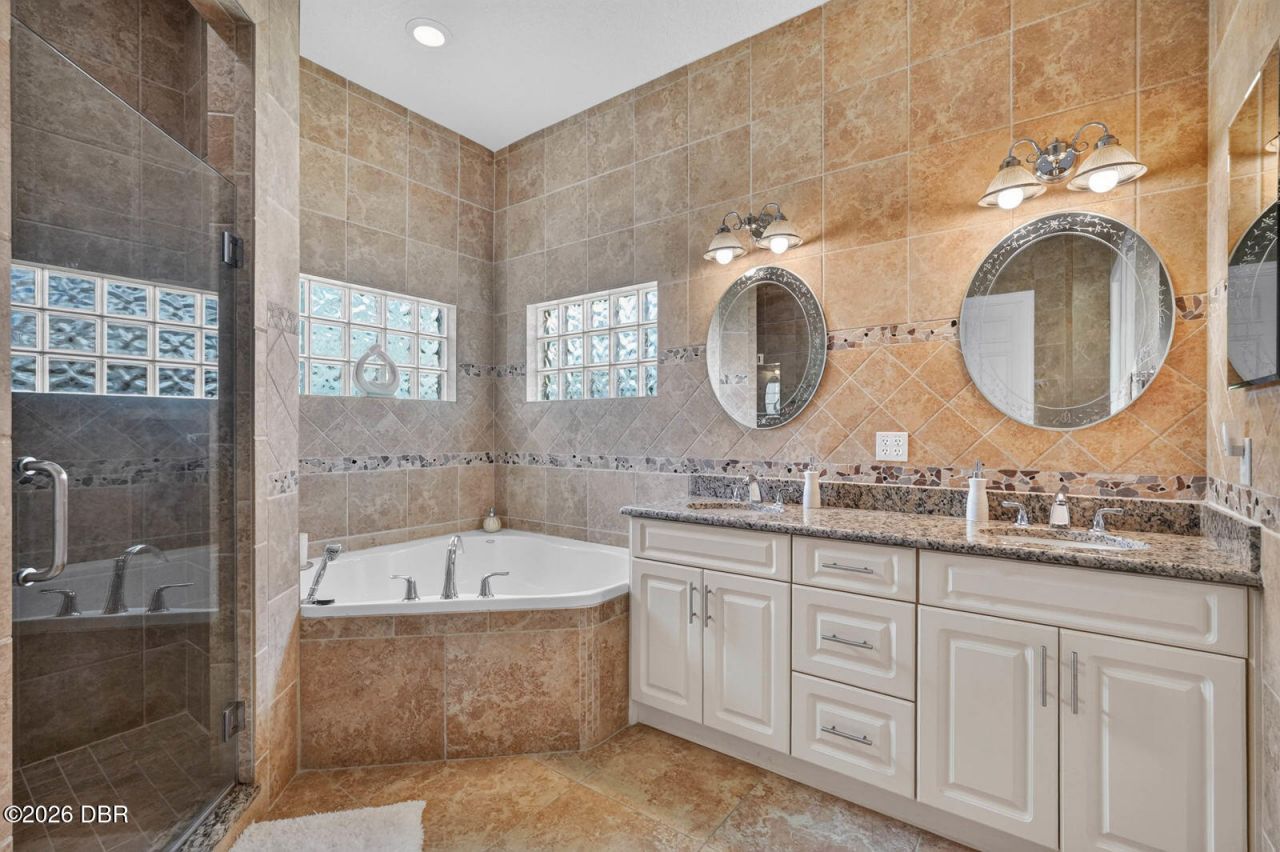 14 Granville Circle, Daytona Beach, FL 32118 Photo