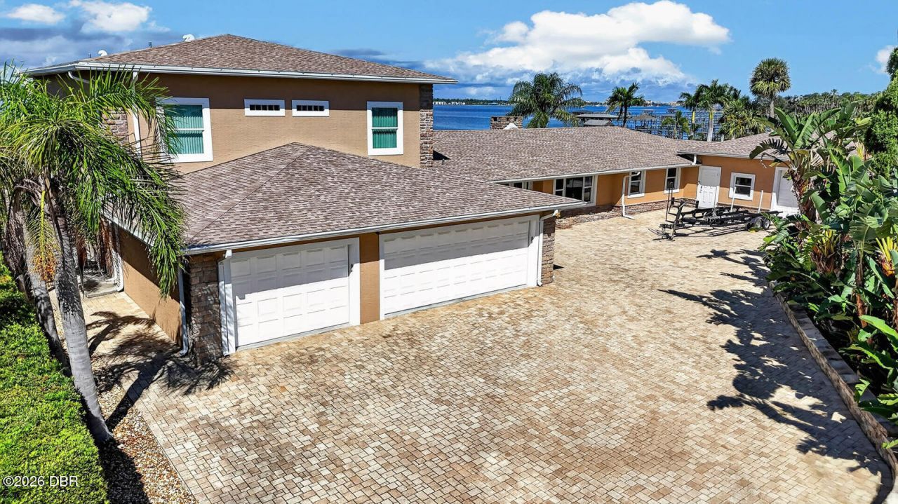 14 Granville Circle, Daytona Beach, FL 32118 Photo
