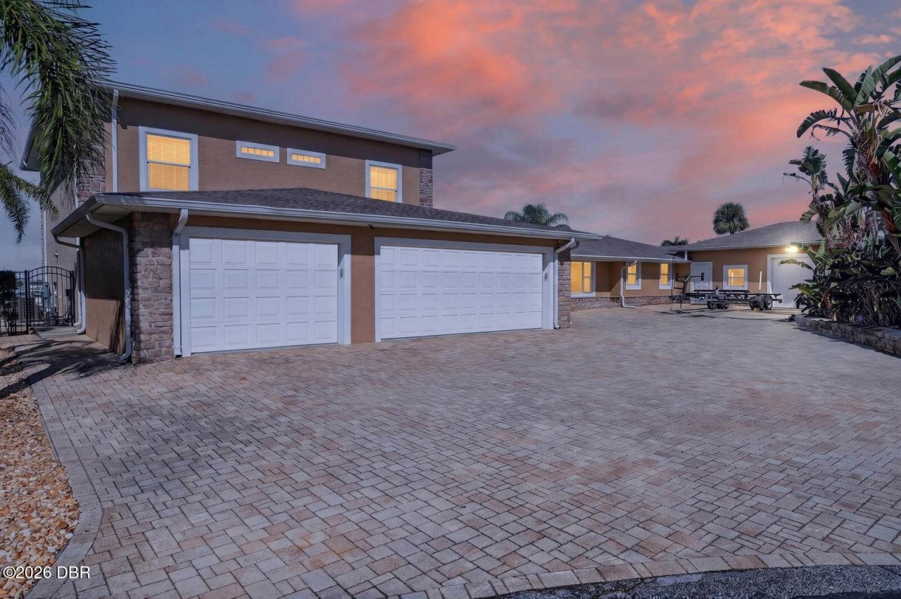 14 Granville Circle, Daytona Beach, FL 32118 Photo