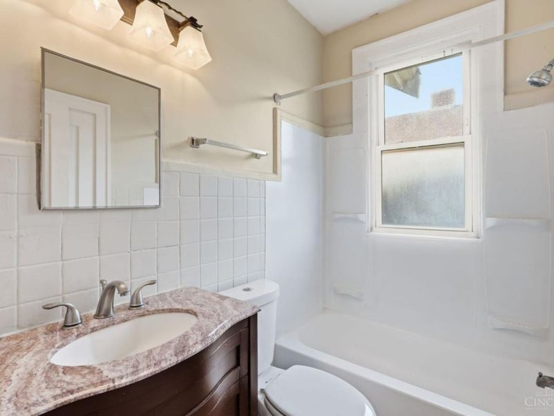 4345 Harding Avenue, Cincinnati, OH 45211 Photo 23