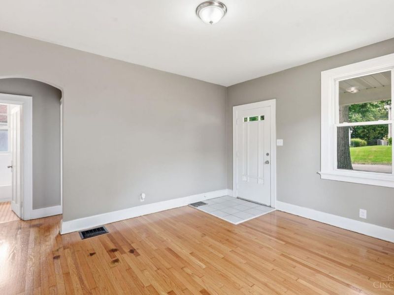 4345 Harding Avenue, Cincinnati, OH 45211 Photo 8