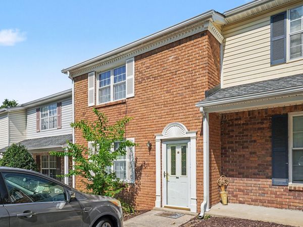 129 Five Oaks Dr , Nashville, TN 37217