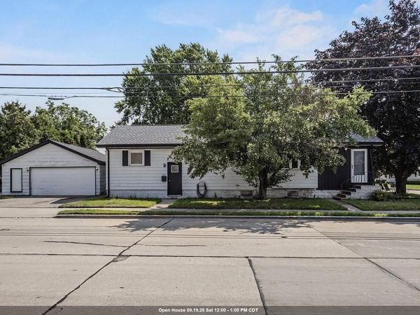 1222 KNAPP STREET, Oshkosh, WI 54902