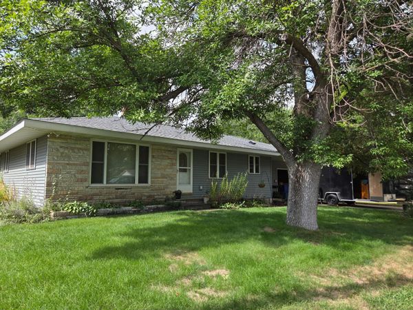 215 1st Avenue SE, Melrose, MN 56352