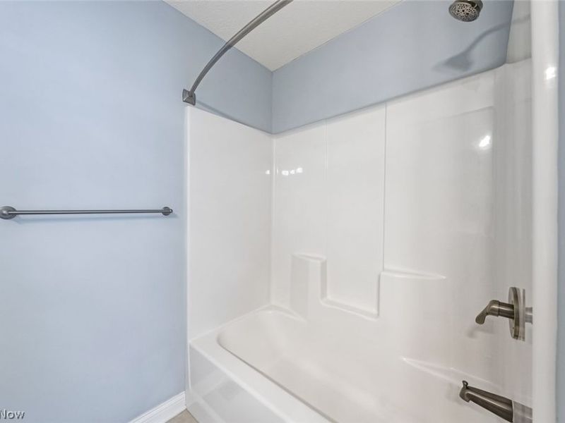 152 Larimar Drive, Willowick, OH 44095 Photo 30