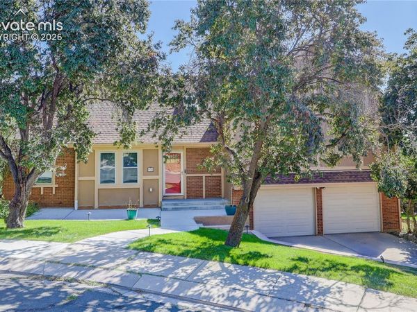 930 Flying Eagle Place, Colorado Springs, CO 80919