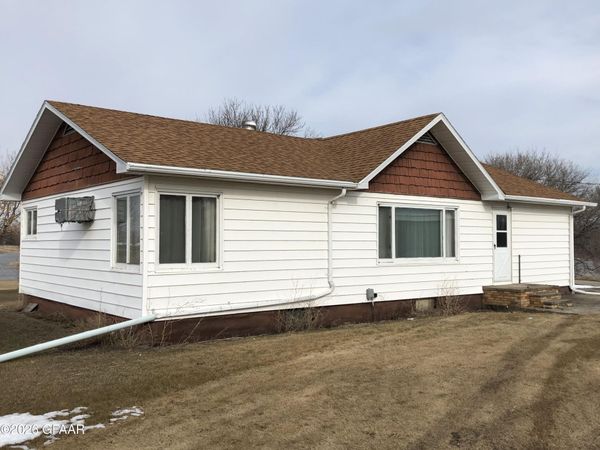 15509 COUNTY ROAD 11 , Grafton, ND 58237
