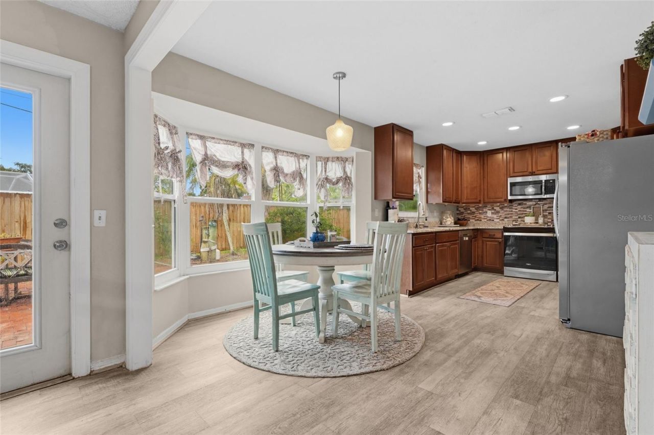 2112 S Brink Avenue, Sarasota, FL 34239 Photo