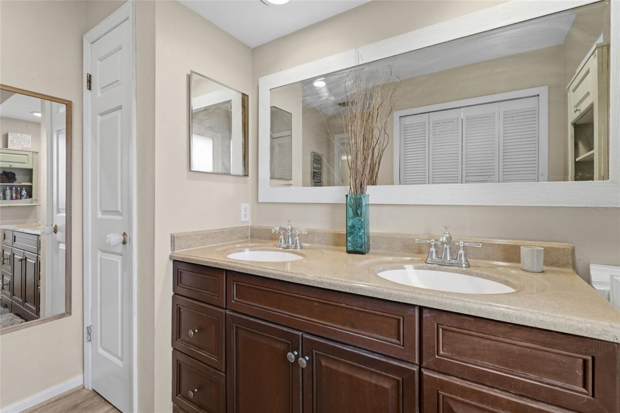 2112 S Brink Avenue, Sarasota, FL 34239 Photo