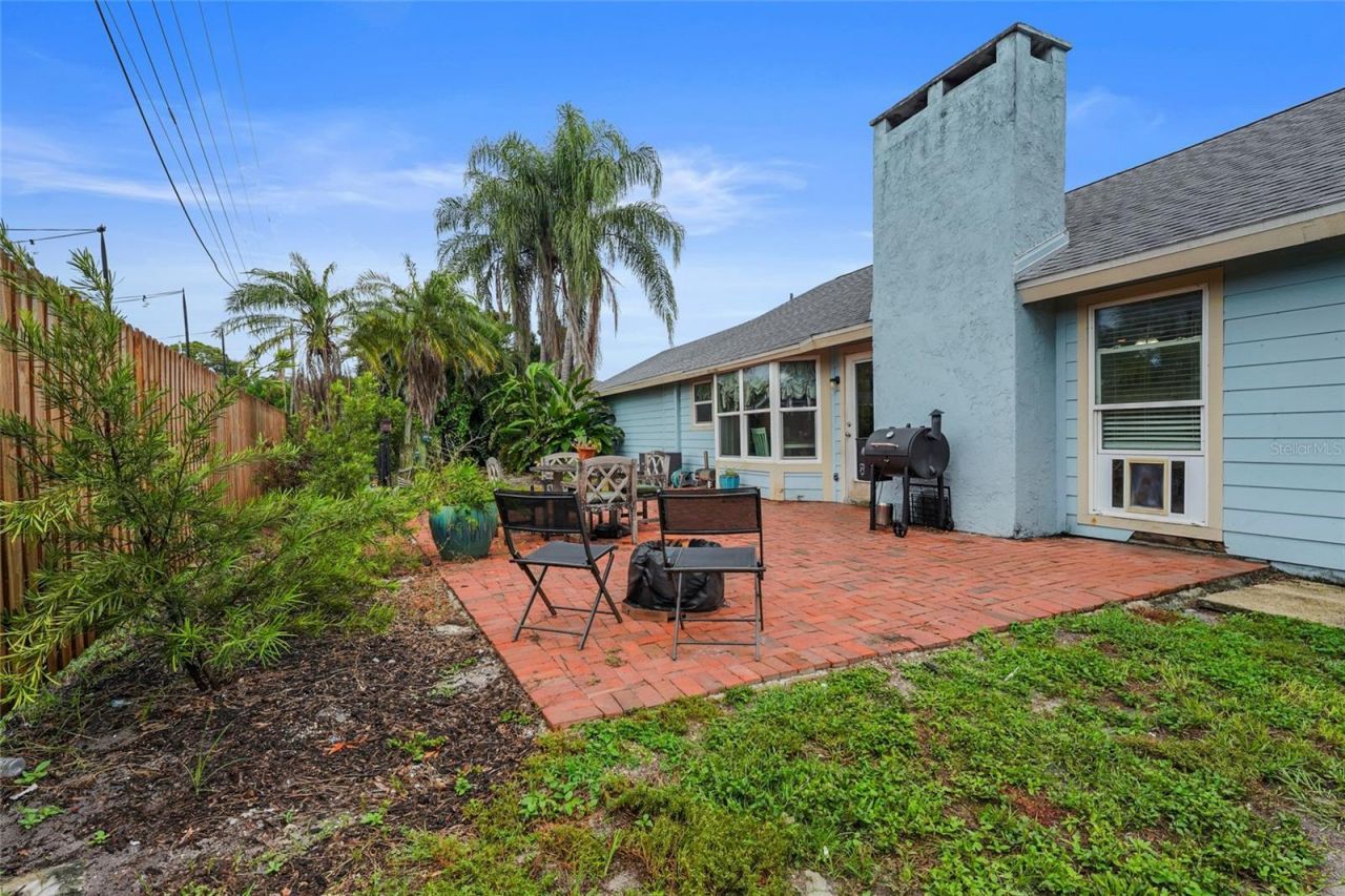 2112 S Brink Avenue, Sarasota, FL 34239 Photo