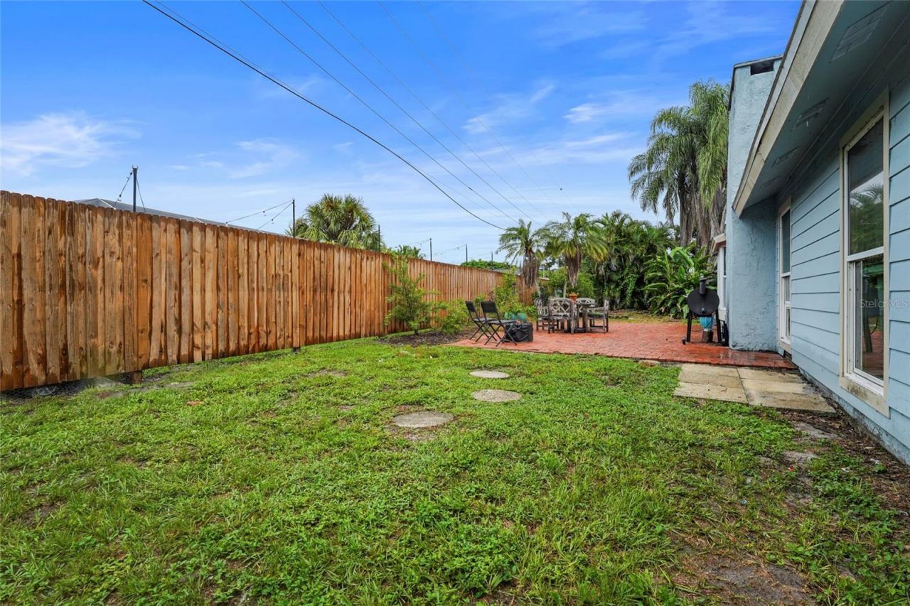 2112 S Brink Avenue, Sarasota, FL 34239 Photo