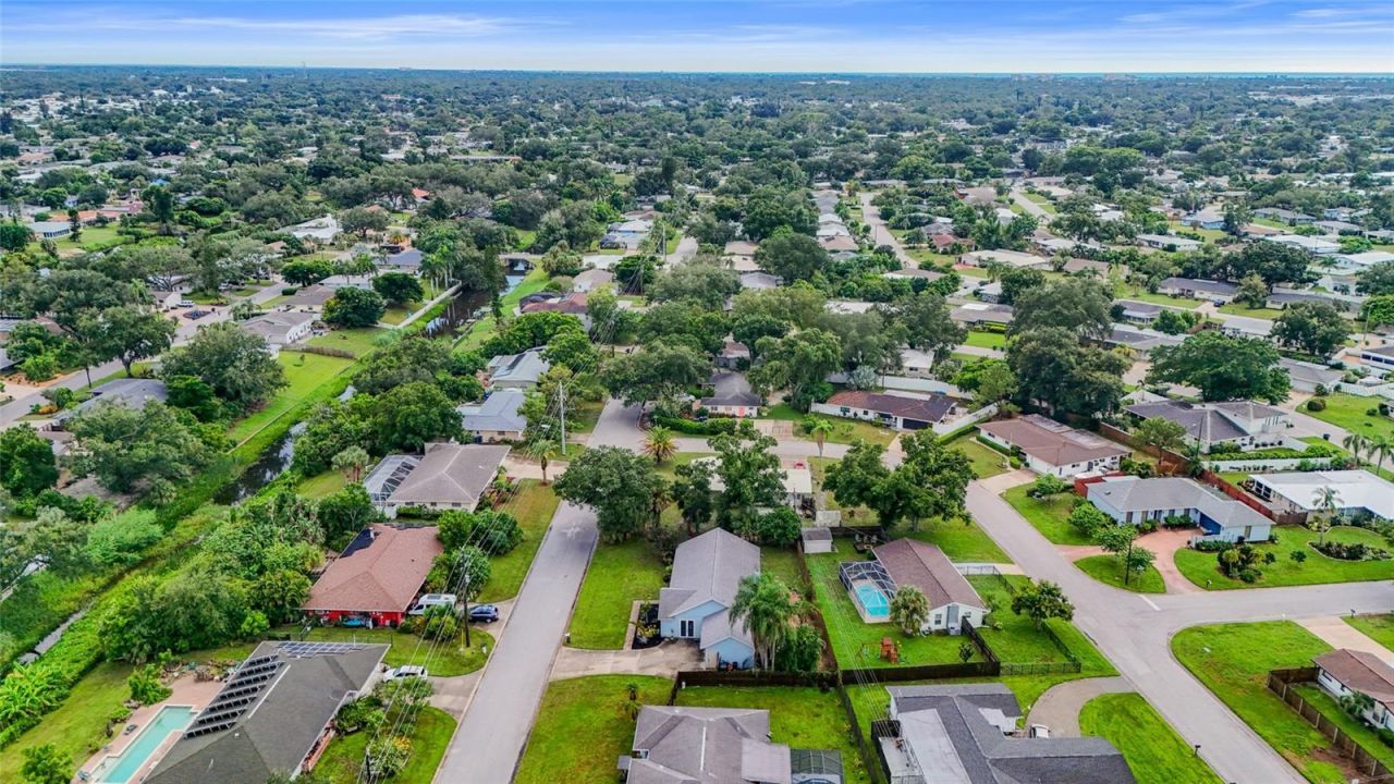 2112 S Brink Avenue, Sarasota, FL 34239 Photo