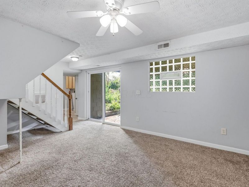 4943 Old Tree Avenue , Columbus, OH 43228 Photo 19