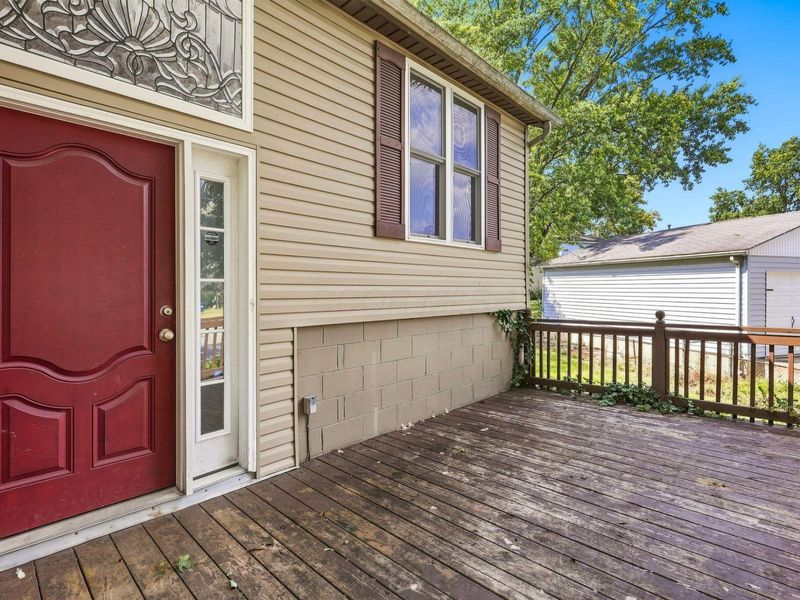 4943 Old Tree Avenue , Columbus, OH 43228 Photo 4