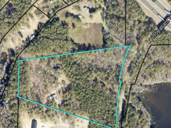 711 Pleasant Valley Road, Adairsville, GA 30103