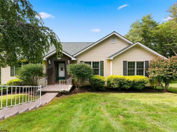 404 Cedar Lane, Morgantown, WV 26508