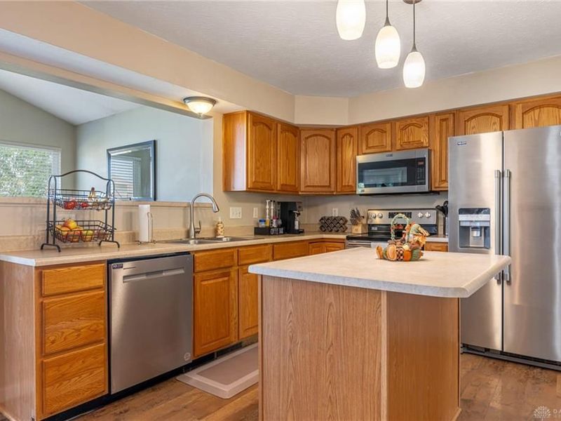 1946 Michelle Lane, Middletown, OH 45044 Photo 11