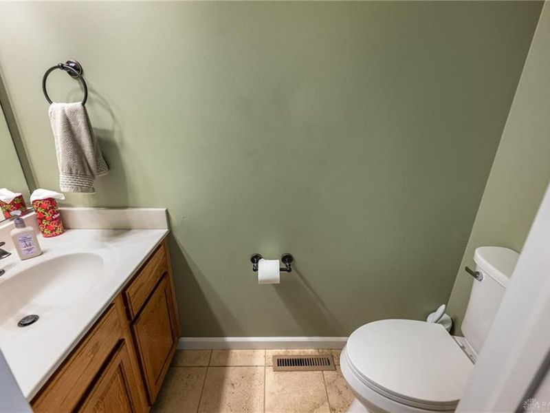 1946 Michelle Lane, Middletown, OH 45044 Photo 20