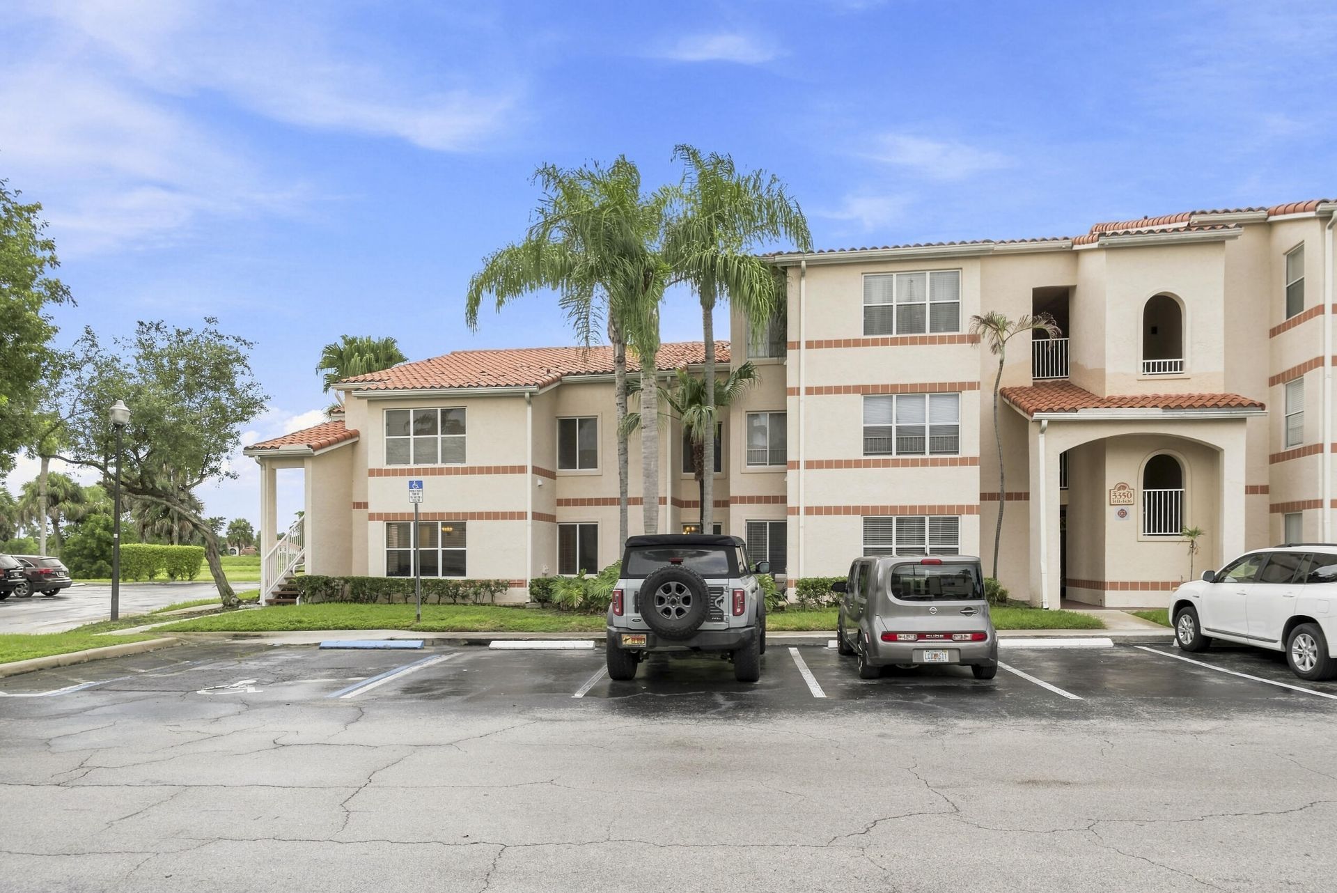 3350 Pinewalk Drive N, Unit 1411, Margate, FL 33063 Photo