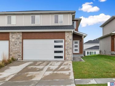 5024 W Amarillo Drive, Lincoln, NE 68528