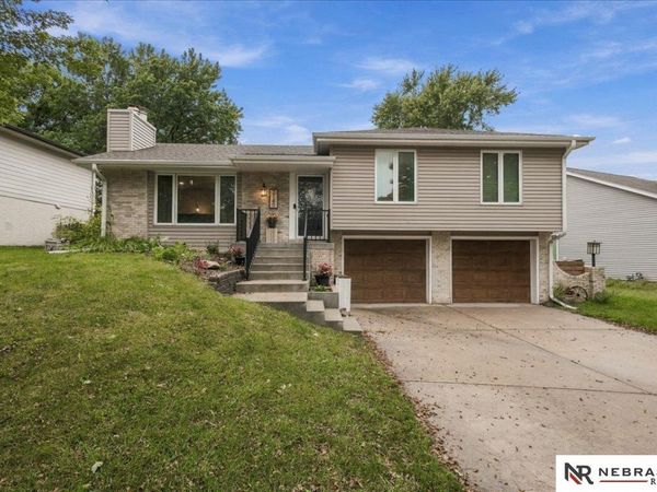3149 Stephanos Drive, Lincoln, NE 68516