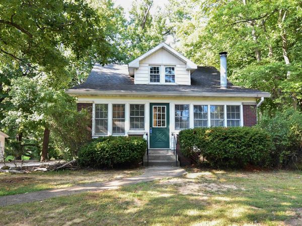 5900 Newburgh Road, Evansville, IN 47715