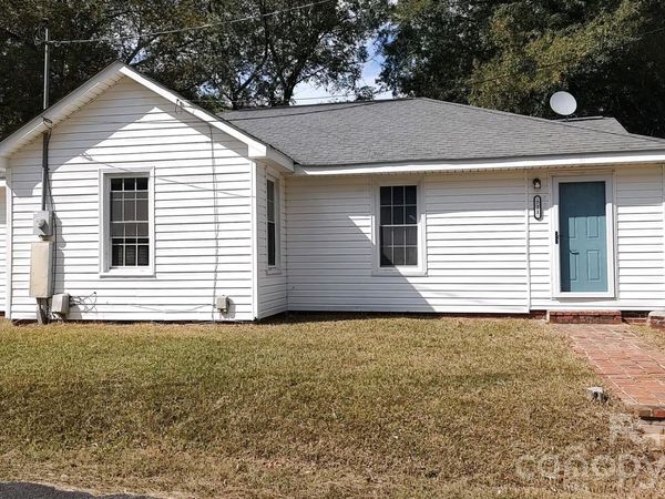 721 Broad Street , Kannapolis, NC 28081