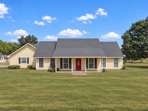 5048 Fairview Road, Davis, OK 73030