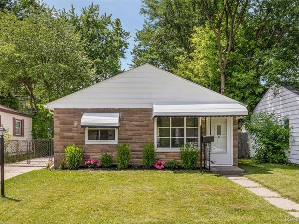2147 E Almont Street, Ferndale, Mi 48220