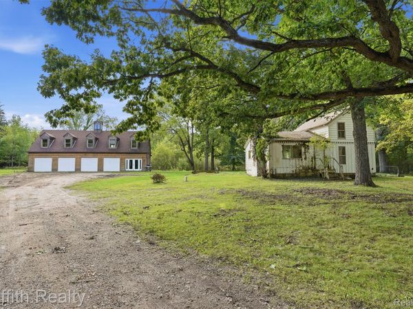 12300 Holtforth Road , Hartland Township, Mi 48430