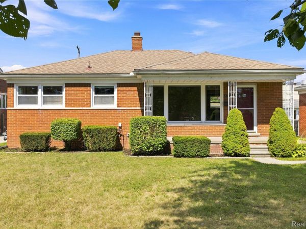 17136 Englewood Avenue, Allen Park, Mi 48101