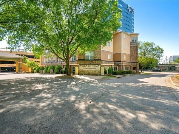 10 Perimeter Summit Boulevard NE, Unit 3204, Atlanta, GA 30319