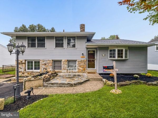 105 OVERLOOK AVENUE, WILLOW GROVE, PA 19090