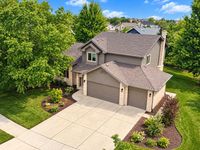8424 Hollybrook Lane, Tinley Park, IL 60487 primary photo