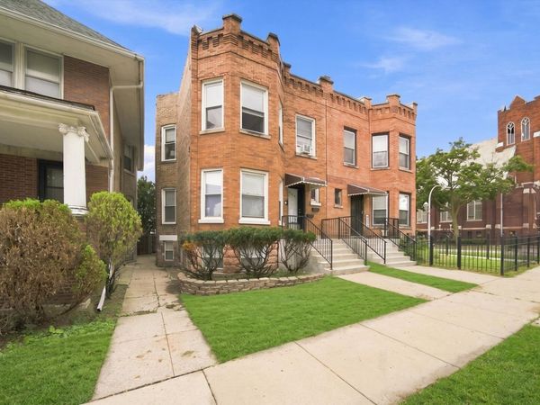 856 N Waller Avenue, Chicago, IL 60651